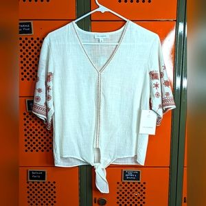NWT Calligraphy Off-white With Rust Embroidery, Short Sleeve Tie Top Size Small